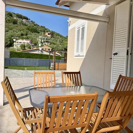Host4u - Dimora Degli Ulivi, New With Two Bedrooms, Terrace And Parking, 10 Minutes From The Appartement