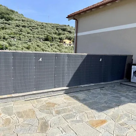 Host4u - Dimora Degli Ulivi, New With Two Bedrooms, Terrace And Parking, 10 Minutes From The Appartement Costa d'Oneglia